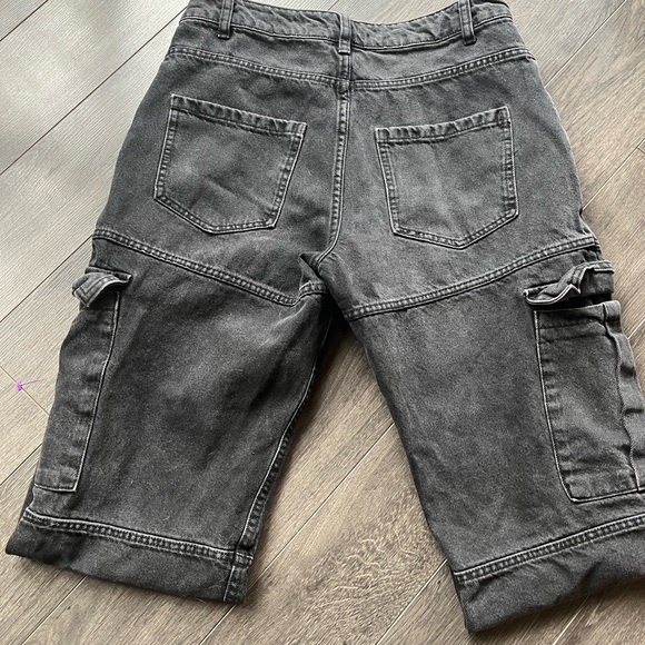 Women’s Cargo Jeans - Picture 5 of 5